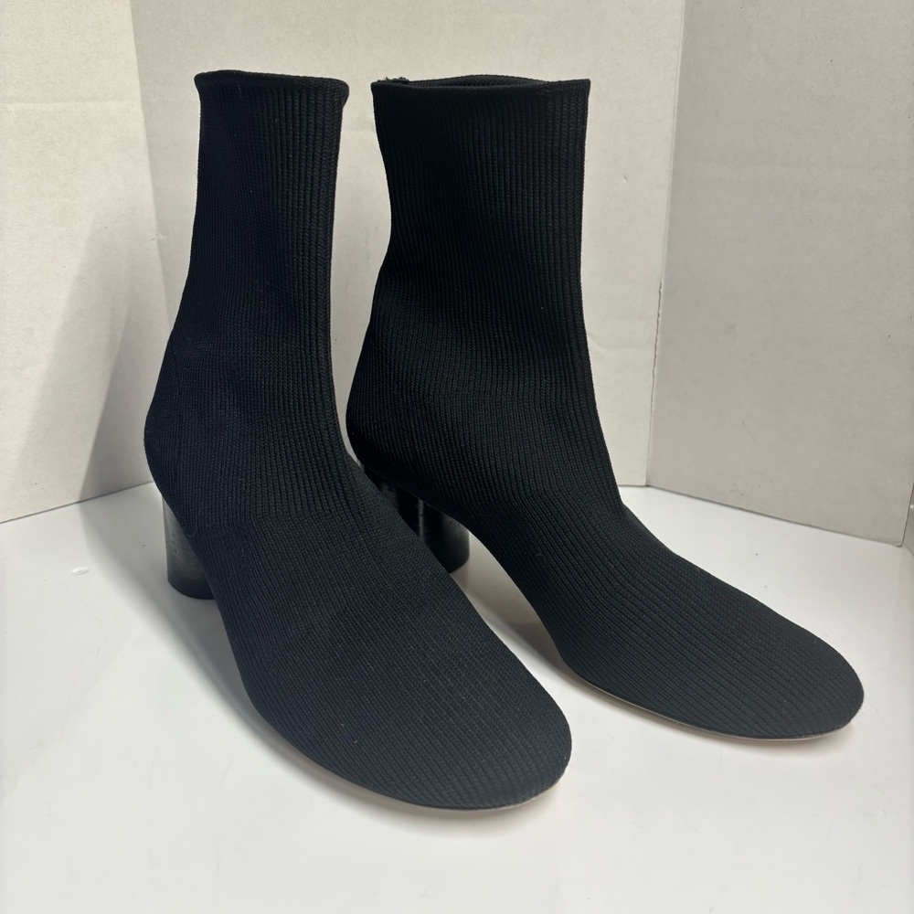 Vince. Black Sweater Sock Booties Sz 8 - Picture 2 of 8